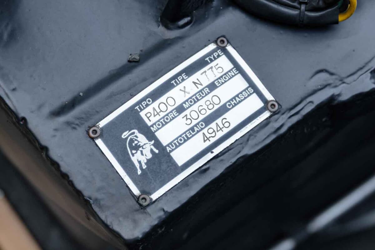 394万2500ユーロ（邦貨換算約6億6400万円）で落札されたランボルギーニ「ミウラSV」（C）Courtesy of RM Sotheby's