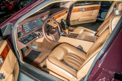 価格応談にて継続販売のアストンマーティン「ラゴンダ」（C）Courtesy of RM Sotheby's