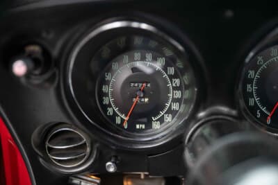 6万500ドル（邦貨換算約890万円）で落札されたシボレー「コルベット LT-1」（C）Courtesy of RM Sotheby's