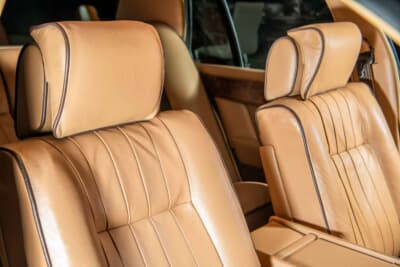 価格応談にて継続販売のアストンマーティン「ラゴンダ」（C）Courtesy of RM Sotheby's