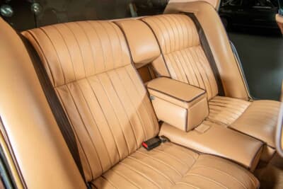 価格応談にて継続販売のアストンマーティン「ラゴンダ」（C）Courtesy of RM Sotheby's