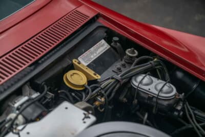 6万500ドル（邦貨換算約890万円）で落札されたシボレー「コルベット LT-1」（C）Courtesy of RM Sotheby's