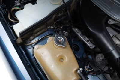 メルセデス・ベンツ「500SEL 5.0 AMG ブルーベリー」（C）Courtesy of RM Sotheby's