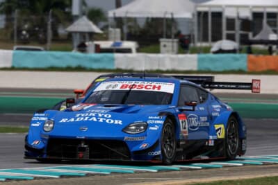 12号車のTRS IMPUL with SDG Z