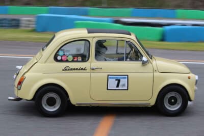 フィアット 500：福岡県から愛知県にある幸田サーキットyrp桐山までフィアット 500 Fタイプを運んできた