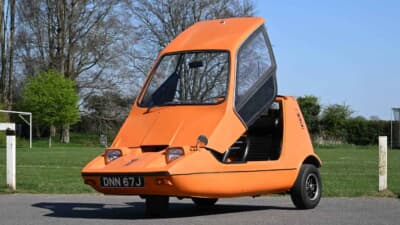 オークション終了後に落札された「ボンド・バグ700ES」（C）iconicauctioneers