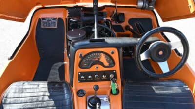 オークション終了後に落札された「ボンド・バグ700ES」（C）iconicauctioneers