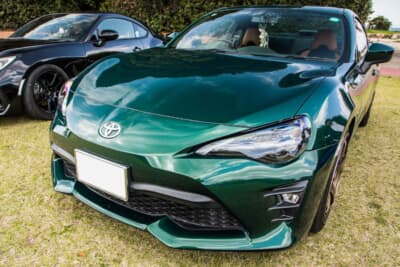 トヨタ 86：ブリティッシュグリーンリミテッドは、カラーリミテッドシリーズの第3弾として2019年に発売された