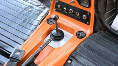 オークション終了後に落札された「ボンド・バグ700ES」（C）iconicauctioneers