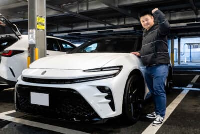 トヨタ クラウンスポーツPHEVとオーナーの“やーまんさん”