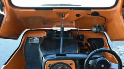 オークション終了後に落札された「ボンド・バグ700ES」（C）iconicauctioneers