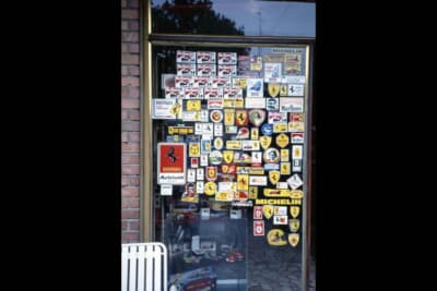 そんじょそこらのギフトショップとはわけが違うので、入らない方が良い