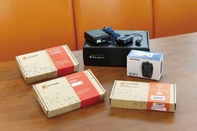 イグラの各アイテム、イグラアラーム、キーレスブロック、コンパスなども取り扱い。もちろんゴルゴの新作「V2」も用意