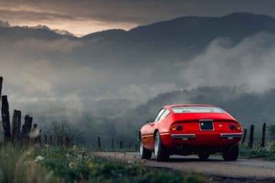 53万9375ユーロ（邦貨換算約8762万円）で落札されたフェラーリ「365GTB/4」（C）Courtesy of RM Sotheby's