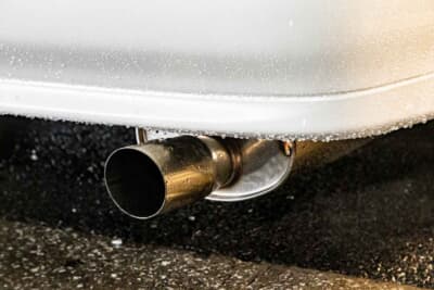 トヨタ クラウン アスリートV:マフラーも交換済み。前オーナーによる手の入った仕様