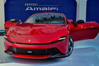 フェラーリ アマルフィ:ボディサイズは全長4660mm×全幅1974mm×全高1301mm