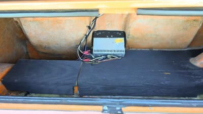 オークション終了後に落札された「ボンド・バグ700ES」（C）iconicauctioneers