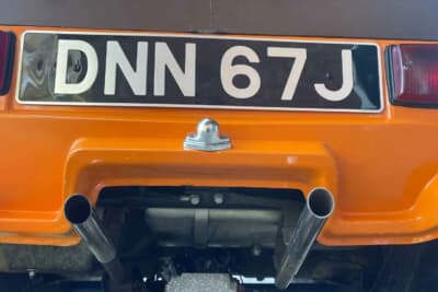 オークション終了後に落札された「ボンド・バグ700ES」（C）iconicauctioneers