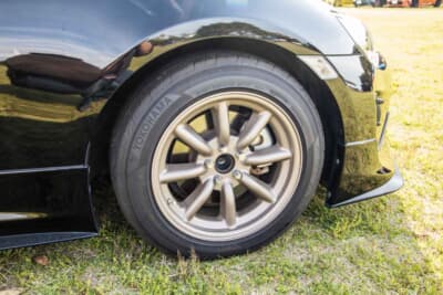 トヨタ 86：ホイールは16インチのワタナベの8スポークを装着している