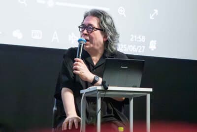 トークショーの司会を務めたのは映画評論家・映画監督の樋口尚文氏