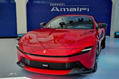 フェラーリ アマルフィ:ボディカラーは「Rosso Portofino(ロッソ ポルトフィーノ」