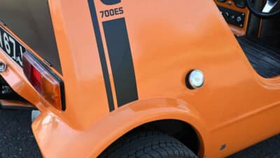 オークション終了後に落札された「ボンド・バグ700ES」（C）iconicauctioneers