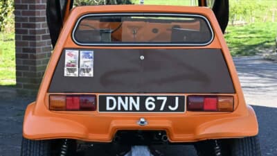 オークション終了後に落札された「ボンド・バグ700ES」（C）iconicauctioneers