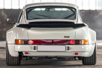 100万～150万ユーロ（邦貨換算約1億6245万～2億4365万円）で現在も販売中のポルシェ「911カレラRS 3.0」C）Courtesy of RM Sotheby's