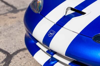 9万ドル〜11万ドル（約1330万〜1625万円）で現在も販売中のダッヂ「バイパーGTS」（C）Courtesy of RM Sotheby's