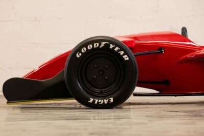 1万8400スイスフラン(邦貨換算約337万円)で落札されたF1ジュニアカー「642」(C)Bonhams