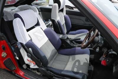 トヨタ セリカXX：シートにはマニアックな純正OPのレースカバーがかけられている