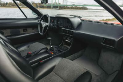 42万5000ユーロ～52万5000ユーロ（邦貨換算約6900万円～8528万円）で現在も販売中のBMW「M1」（C）Courtesy of RM Sotheby's