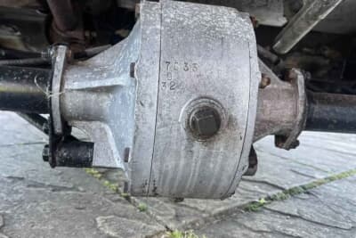 オークション終了後に落札された「ボンド・バグ700ES」（C）iconicauctioneers