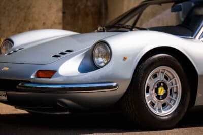 44万8500スイスフラン（邦貨換算約7680万円）で落札されたディーノ「246GTS」（C）Bonhams