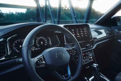 フォルクスワーゲン T-Roc-R ブラックスタイルパフォーマンス