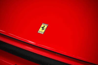 281万7500ユーロ（邦貨換算約4億5770万円）で落札されたフェラーリ「F40」（C）Courtesy of RM Sotheby's