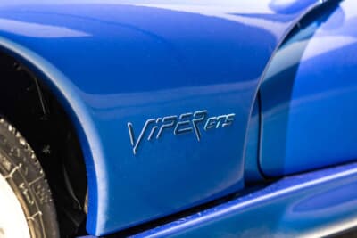 9万ドル〜11万ドル（約1330万〜1625万円）で現在も販売中のダッヂ「バイパーGTS」（C）Courtesy of RM Sotheby's