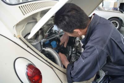 CRGの工房を率いる阿部義春GM