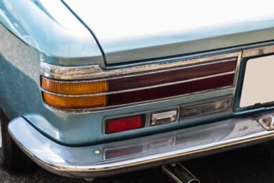 いすゞ フローリアン：シルエットはデビューから大きく変わることがないが、中期から黄色いウインカーが追加されている