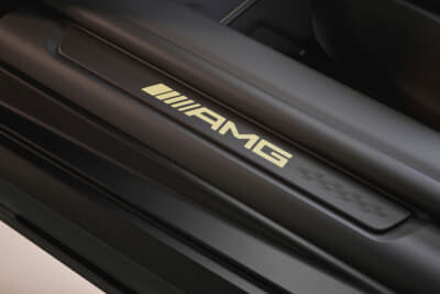 メルセデスAMG GT 63 4MATIC+ APXGP エディション：サイドシルもスポーティな印象