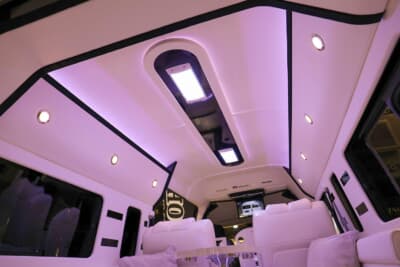 セカンドハウス ウイングスプレミアム:ハイルーフスーパーロングがベースのため、キャビン空間が広いことも重要