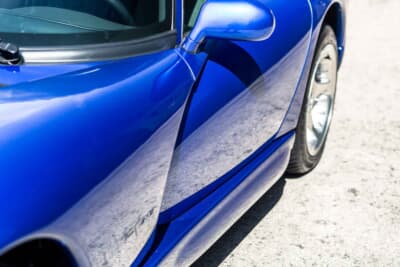 9万ドル〜11万ドル（約1330万〜1625万円）で現在も販売中のダッヂ「バイパーGTS」（C）Courtesy of RM Sotheby's