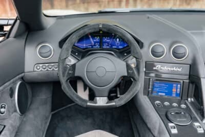 158万ユーロ(邦貨換算約2億5665万円)で落札されたランボルギーニ「レヴェントン ロードスター」(C)Courtesy of RM Sotheby's