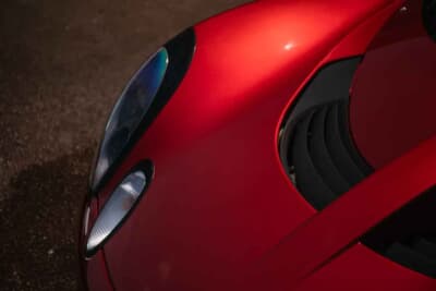 1万5750英ポンド（邦貨換算約311万円）で落札されたロータス「エリーゼ」（C）iconicauctioneers