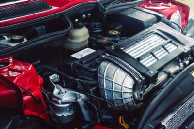 4725英ポンド(邦貨換算約93万円)で落札されたBMW「ミニクーパーS」(C)iconicauctioneers