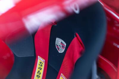 45万ユーロ～55万ユーロ（邦貨換算約7310万円～8934万円）で現在も販売中のポルシェ「911 カップ3.8 RSR」（C）Courtesy of RM Sotheby's