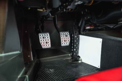 281万7500ユーロ（邦貨換算約4億5770万円）で落札されたフェラーリ「F40」（C）Courtesy of RM Sotheby's