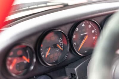 45万ユーロ～55万ユーロ（邦貨換算約7310万円～8934万円）で現在も販売中のポルシェ「911 カップ3.8 RSR」（C）Courtesy of RM Sotheby's