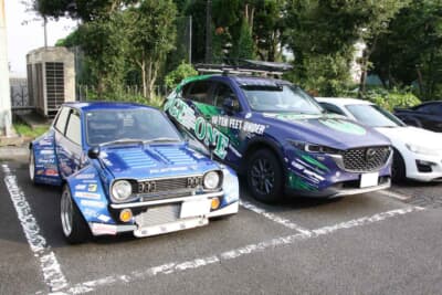 左のシャンテはロータリーエンジン搭載車