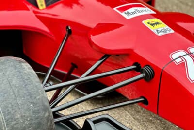 1万8400スイスフラン(邦貨換算約337万円)で落札されたF1ジュニアカー「642」(C)Bonhams